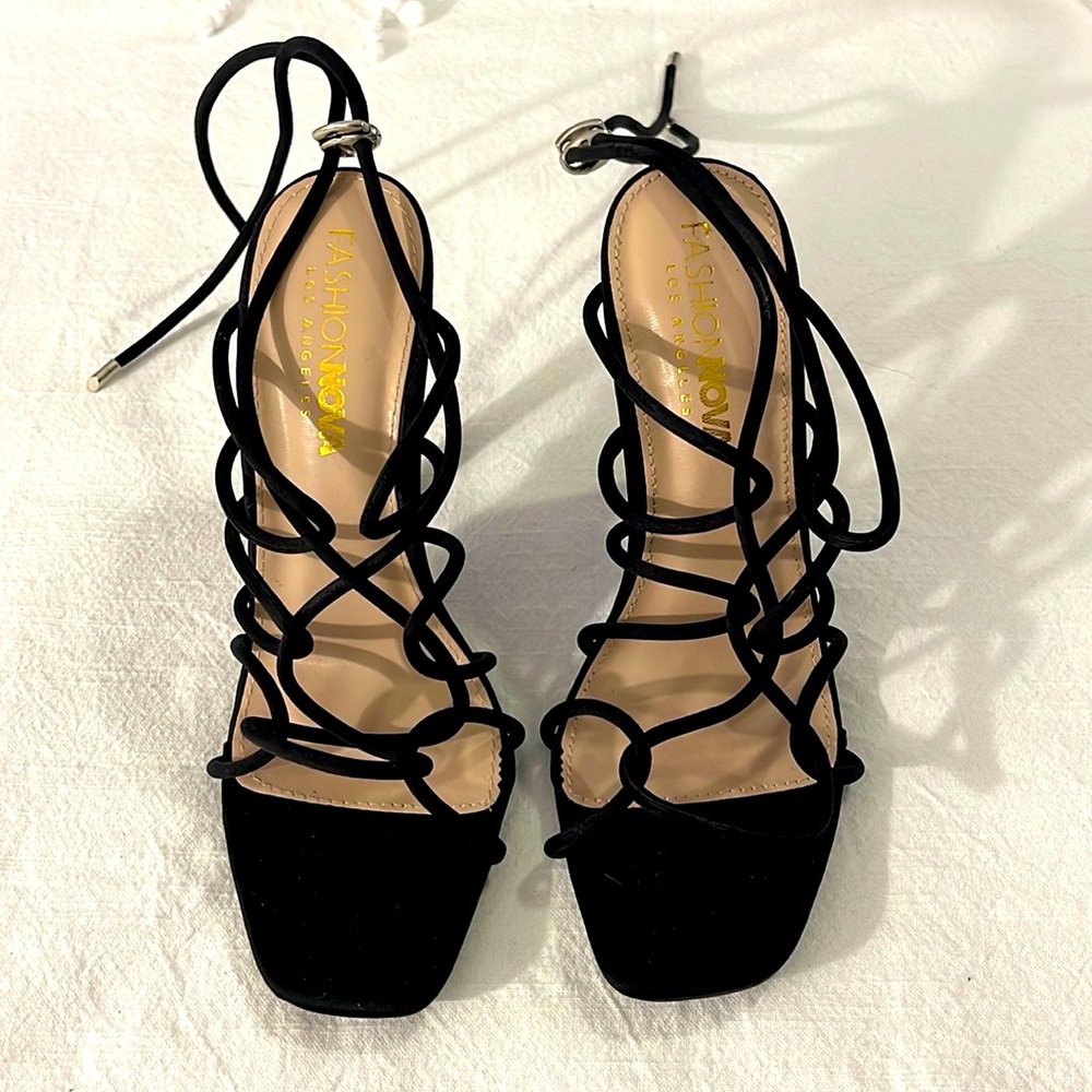 Fashion nova heels in size 8 new black
